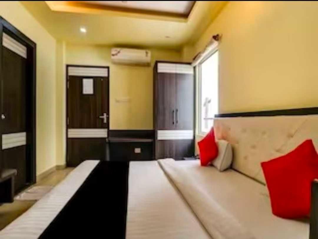 Collection O Hotel Kashi Inn Varanasi Eksteriør billede